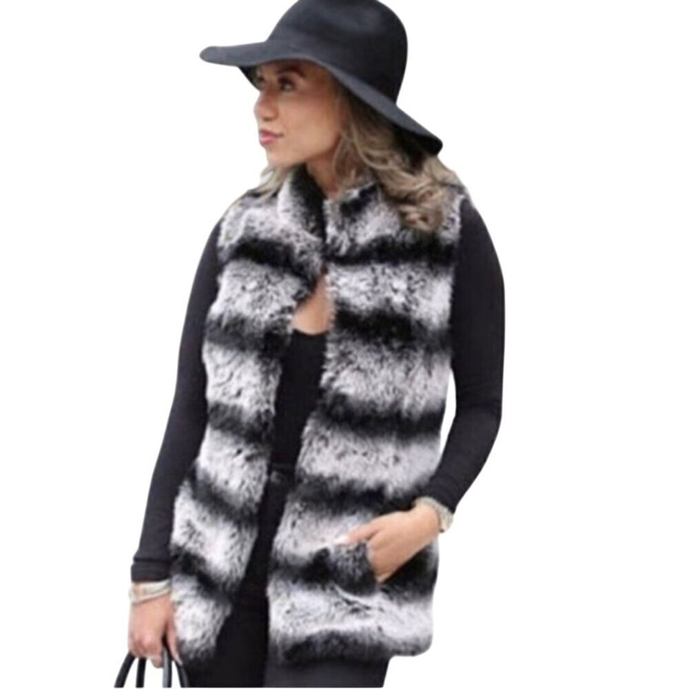 Rachel Zoe Luxe Chinchilla Faux Fur Vest Pockets Hook Closure Size 1X